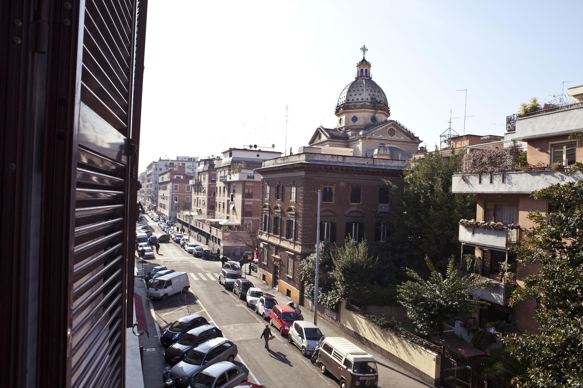 Residenza I Rioni Guesthouse Рим Екстериор снимка