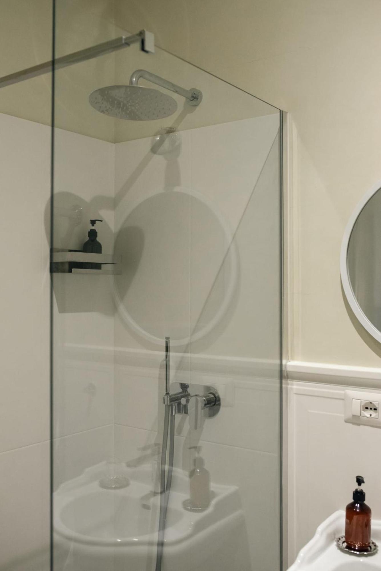 Residenza I Rioni Guesthouse Рим Екстериор снимка
