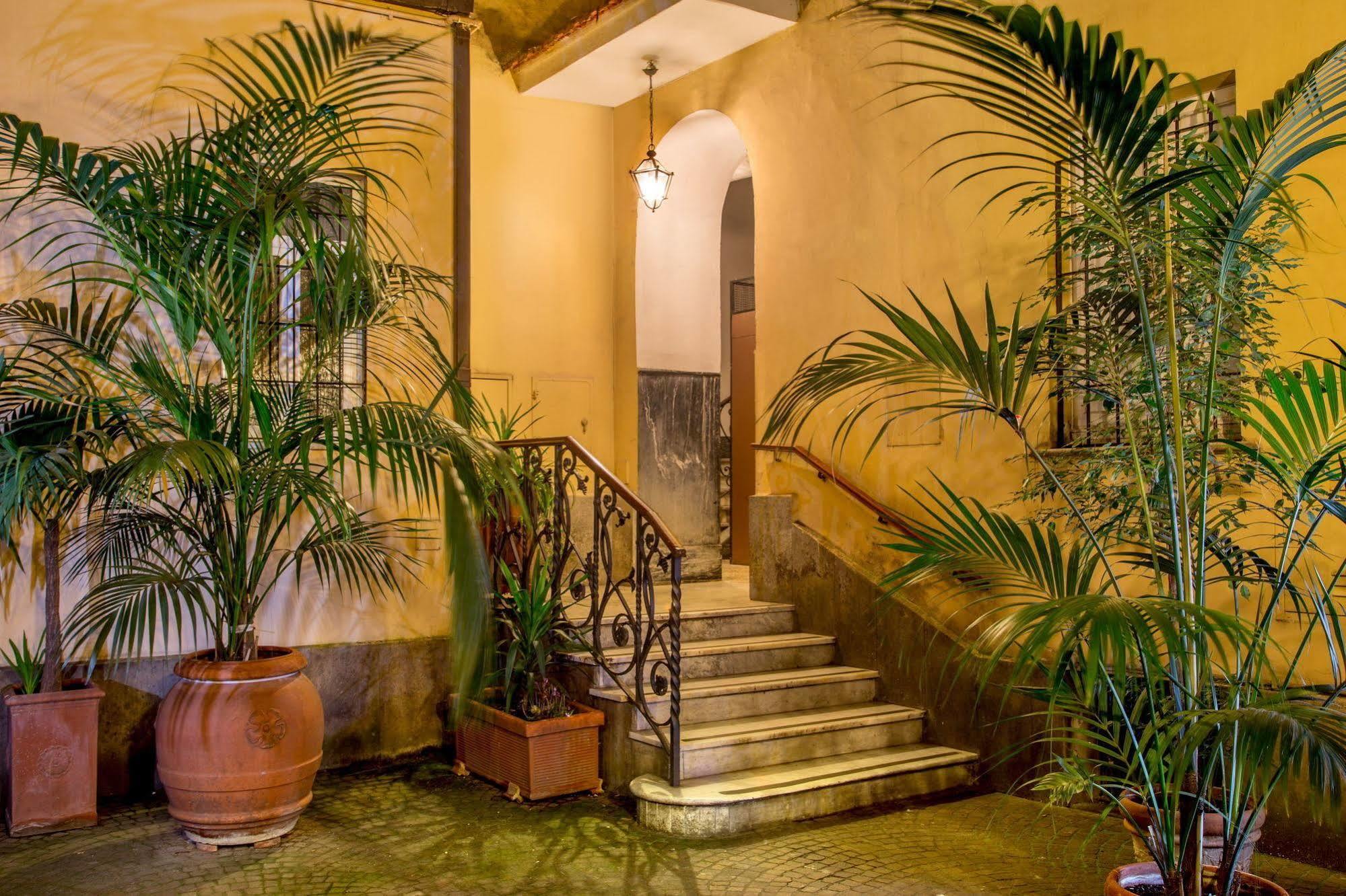 Residenza I Rioni Guesthouse Рим Екстериор снимка